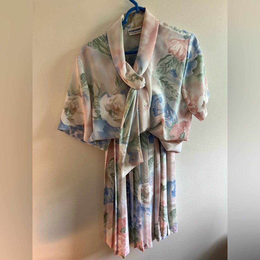 Vintage Alfred Dunner Pastel Floral Blouse and Skirt Set